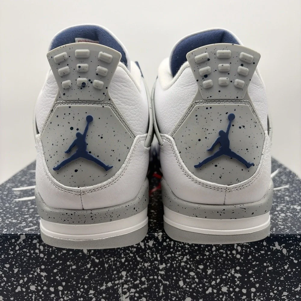 Size 10.5 - Jordan 4 Retro Mid Midnight Navy (DH6927-140)